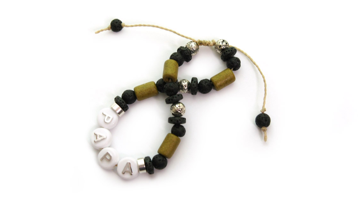 Father's Day alphabet beads bracelet adjustable bow : Step 6 Father's Day alphabet beads bracelet adjustable bow : Step 6