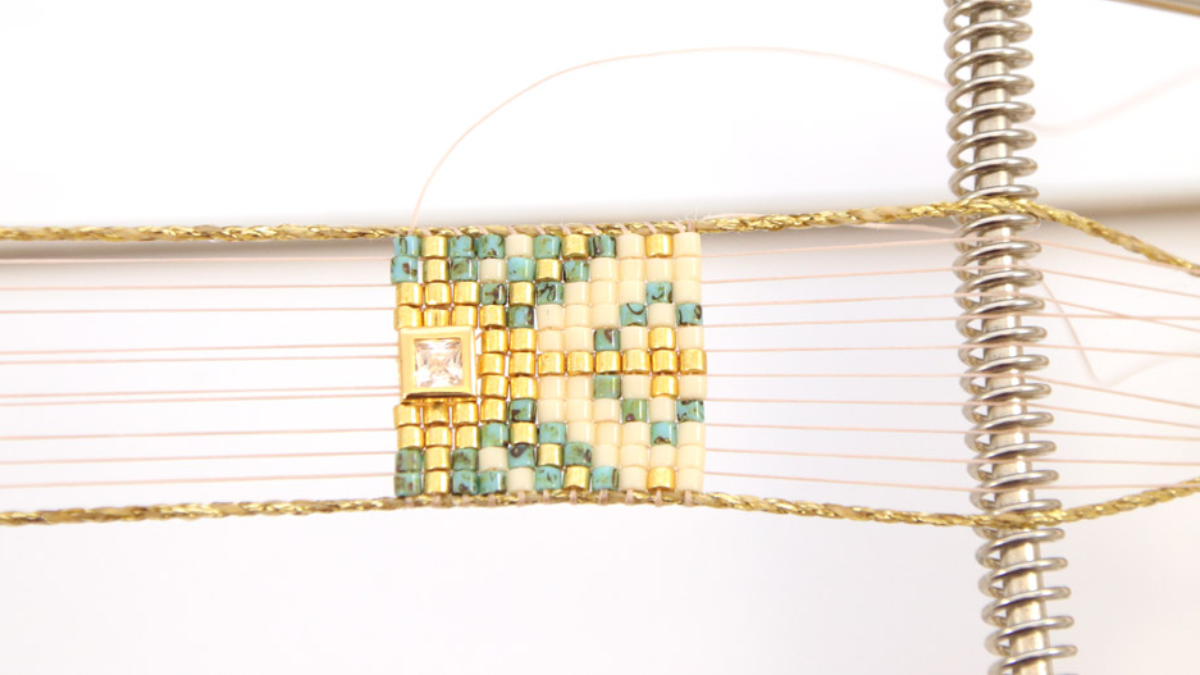 Miyuki Delicas 10 Loom Weaving Grid with Rhinestone Inlay : Step 6 Miyuki Delicas 10 Loom Weaving Grid with Rhinestone Inlay : Step 6