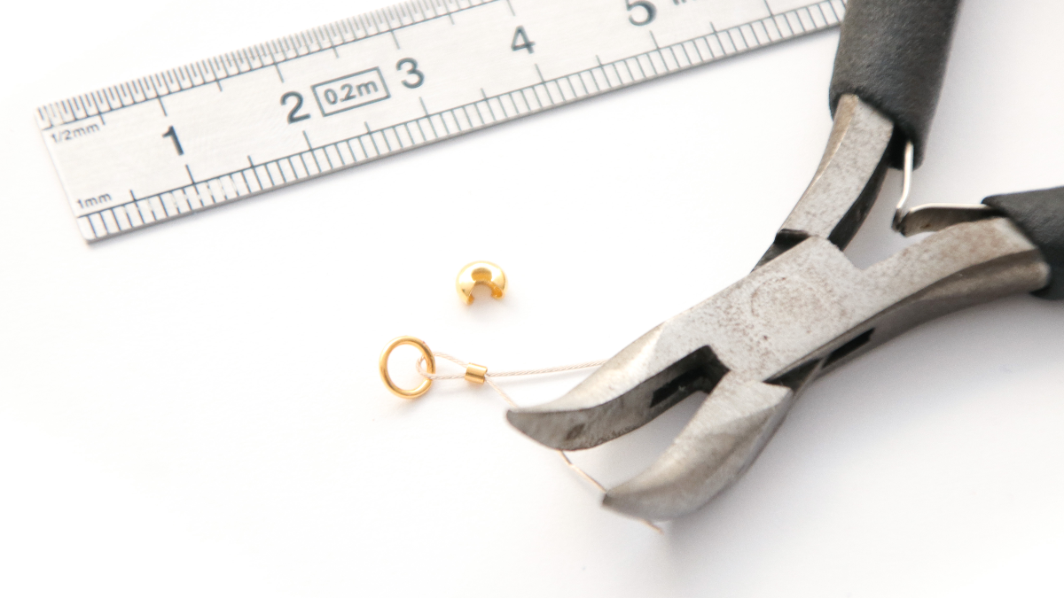 Anklet with fancy chain and Miyuki beads : Step 2