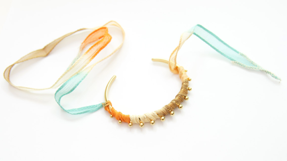 DIY Boho style gold band bracelet with tie and dye silk ribbon : Step 2 DIY Boho style gold band bracelet with tie and dye silk ribbon : Step 2