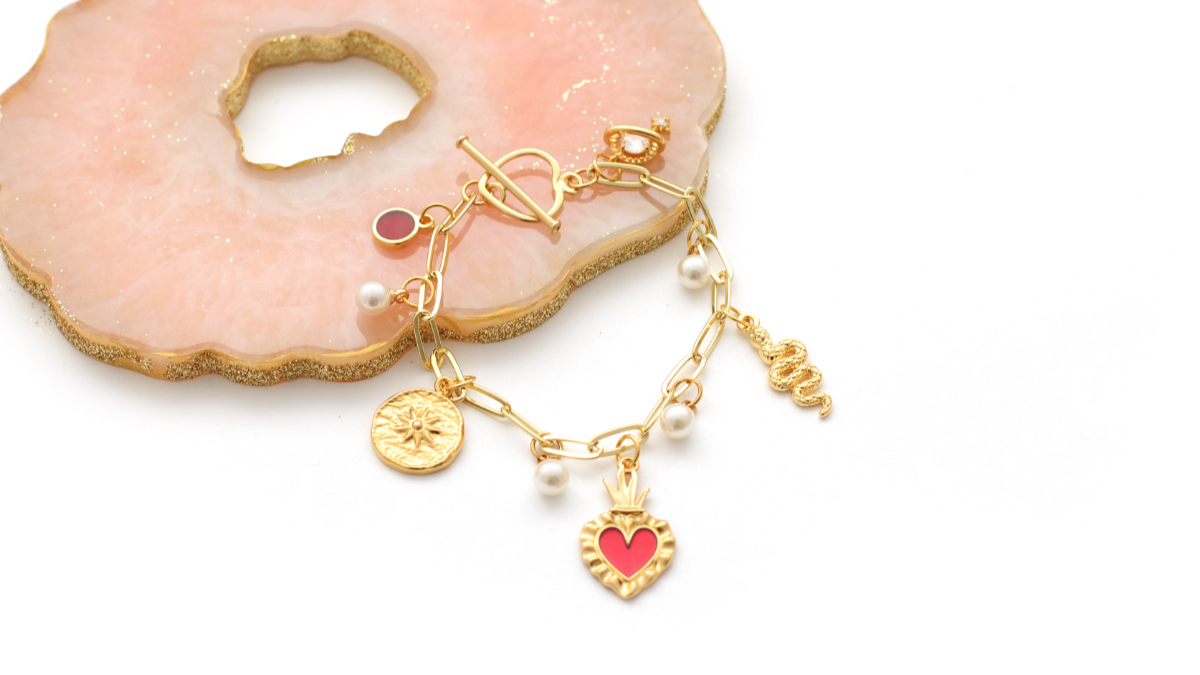 DIY Jewelry Bracelet inspiration Ex-voto Mexican heart and charms gri-gri