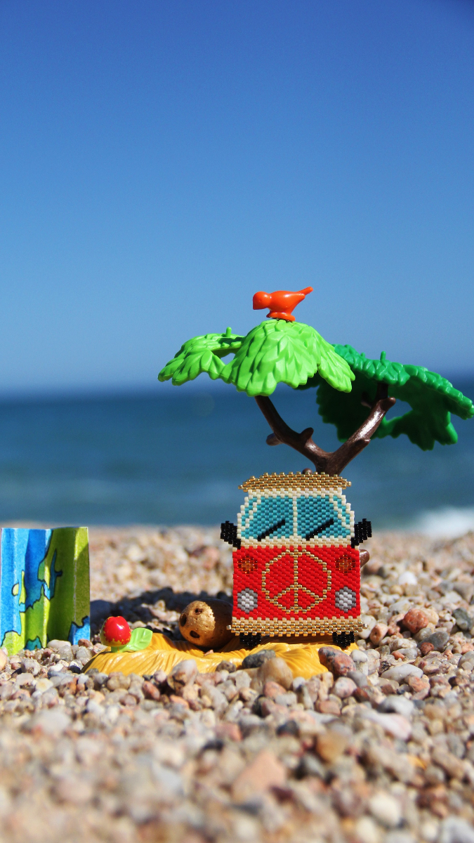 Schema  Van weaving in brickstitch with Miyuki Delicas 11/0 beads