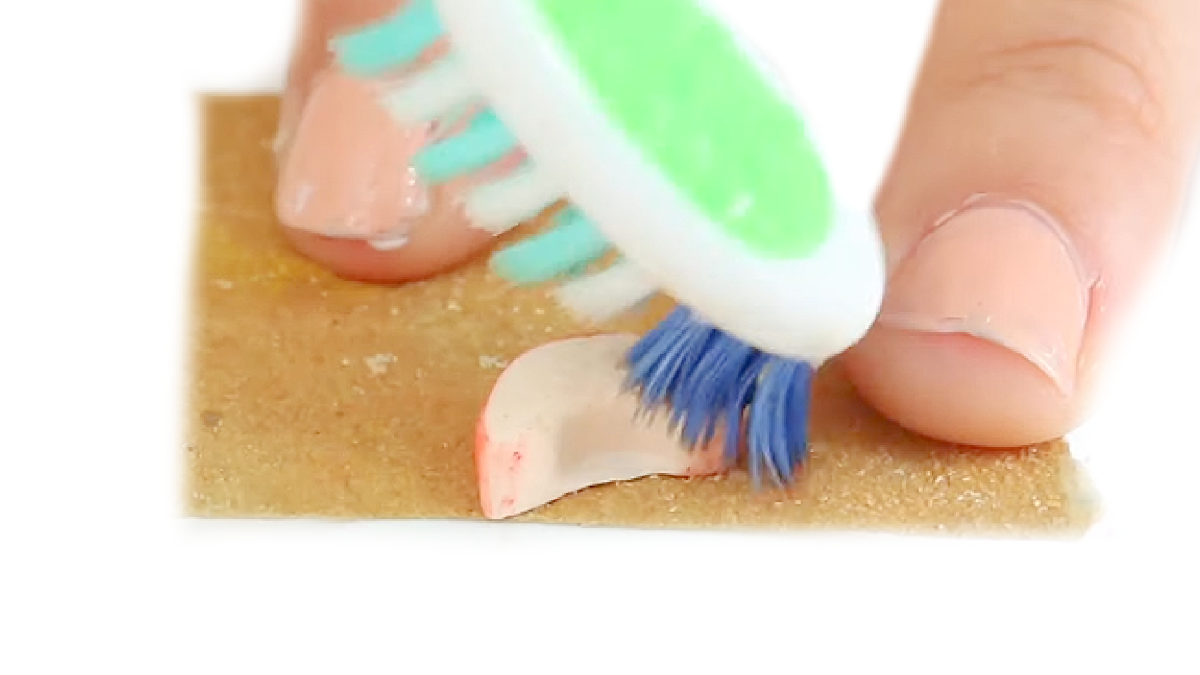 Mixed peach and bead bracelet made of polymer clay : Step 6 Mixed peach and bead bracelet made of polymer clay : Step 6