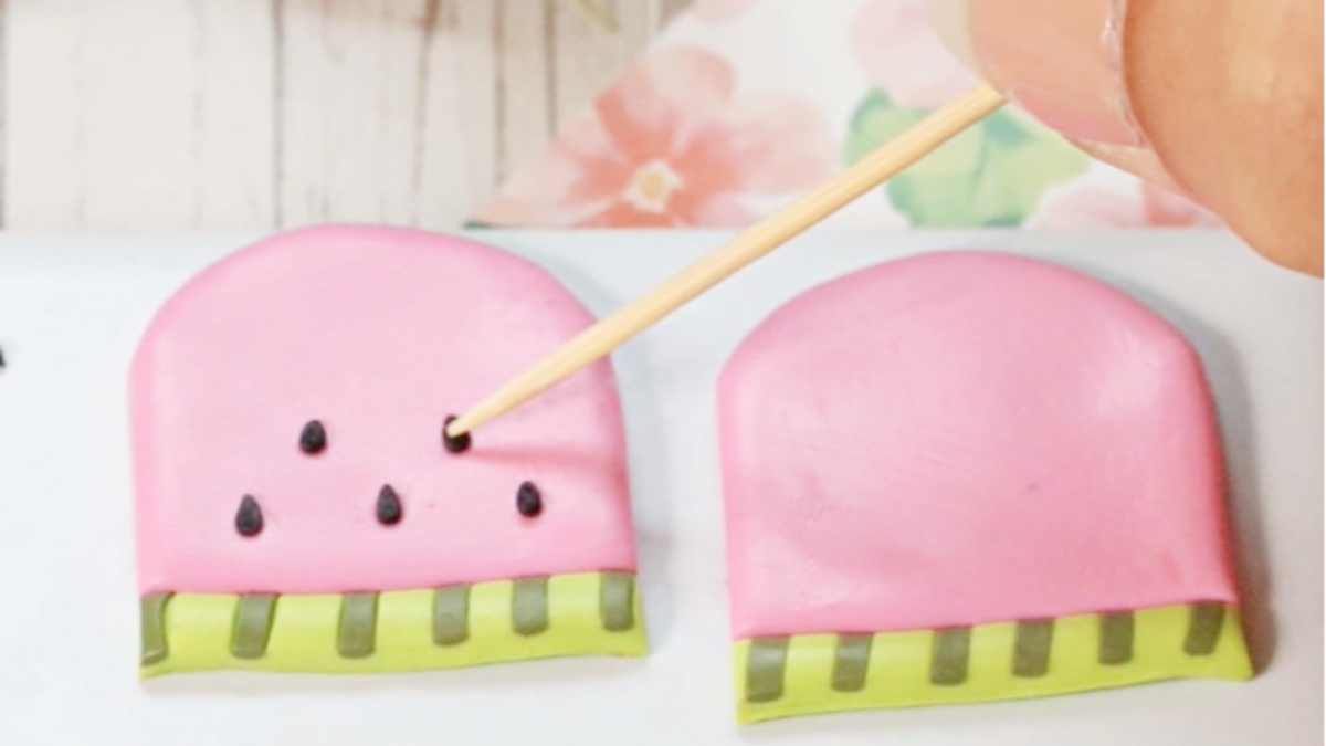 Watermelon earrings made of polymer clay : Step 14