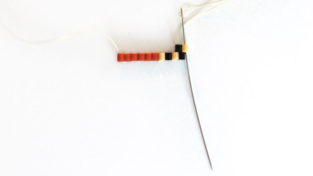 Weaving pattern Brick Stitch Child with beads Hama Mini : Step 12