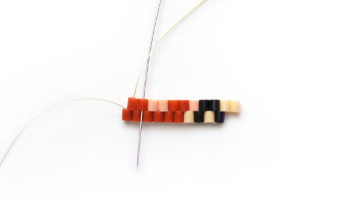 Weaving pattern Brick Stitch Child with beads Hama Mini : Step 16