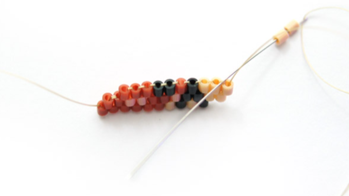 Weaving pattern Brick Stitch Child with beads Hama Mini : Step 21