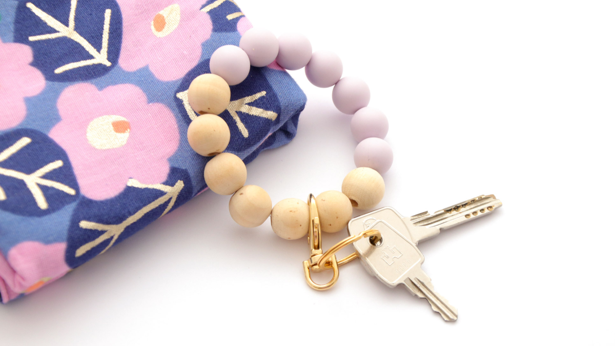 Schema DIY Elastic key ring bracelet with XXL silicone beads Schema DIY Elastic key ring bracelet with XXL silicone beads