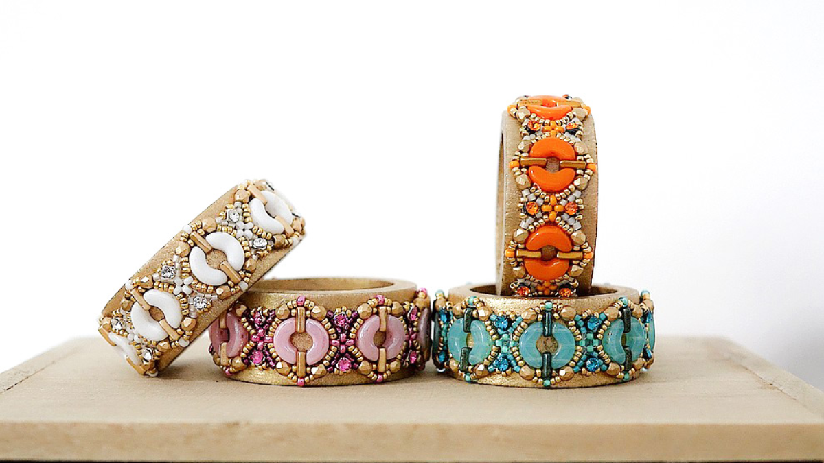 Schema DIY Bamboo napkin ring with glass beads Arcos and Piros by Puca Schema DIY Bamboo napkin ring with glass beads Arcos and Piros by Puca