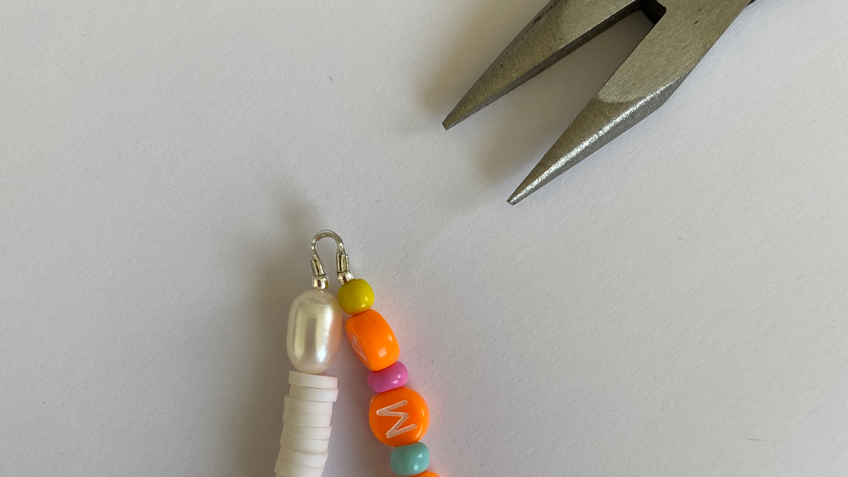 Phone jewelry beads letters, heishi, and polymer clay beads : Step 3 Phone jewelry beads letters, heishi, and polymer clay beads : Step 3