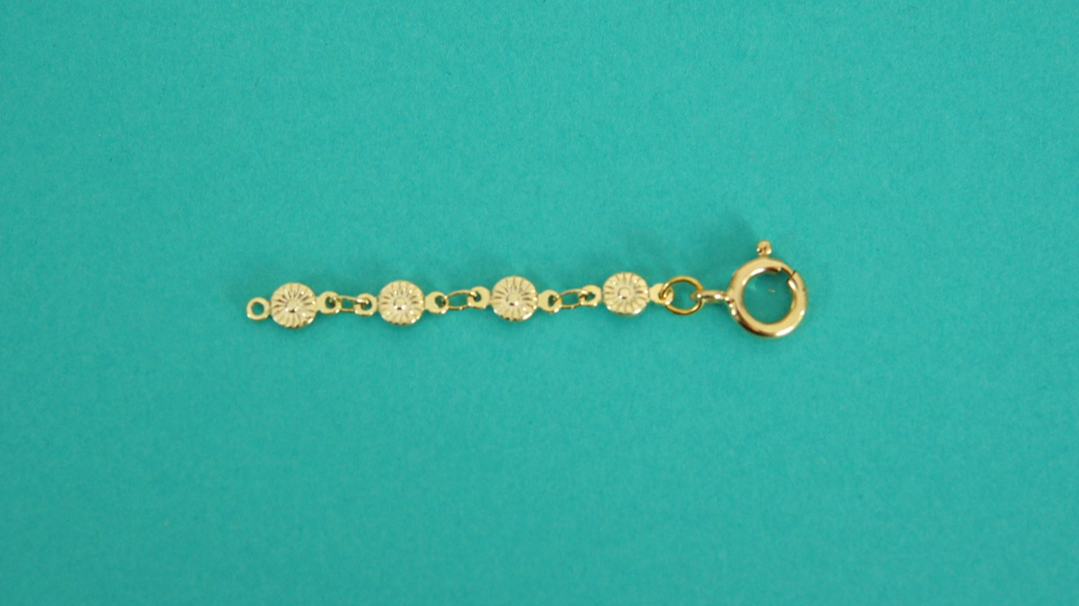 Preciosa crystal bunting bracelet with gold flower chain : Step 1