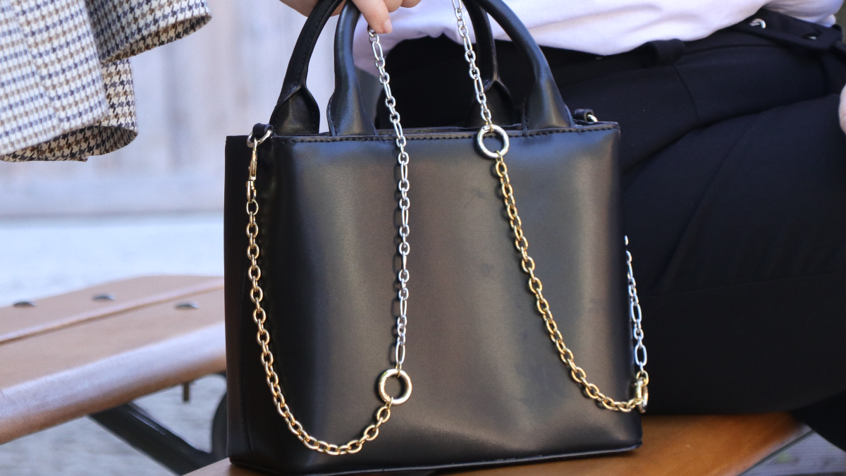 Schema Silver and gold link handbag chain Schema Silver and gold link handbag chain