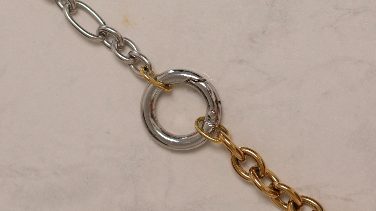Silver and gold link handbag chain : Step 3 Silver and gold link handbag chain : Step 3