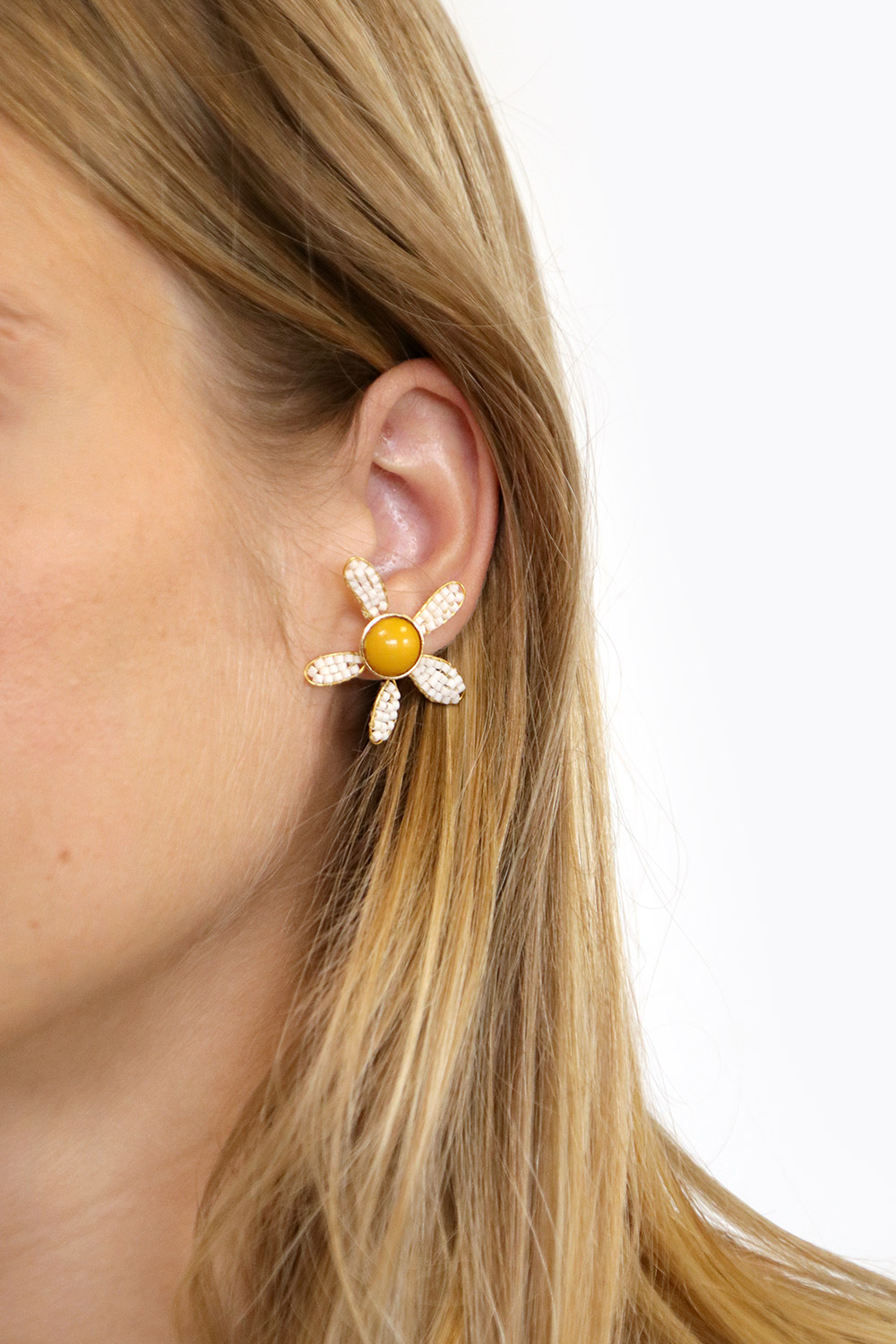 Schema Miyuki pearl weave daisy flower earrings Schema Miyuki pearl weave daisy flower earrings