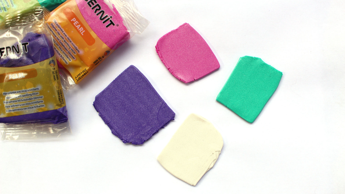 Ex-voto jewels in polymer clay : Step 1