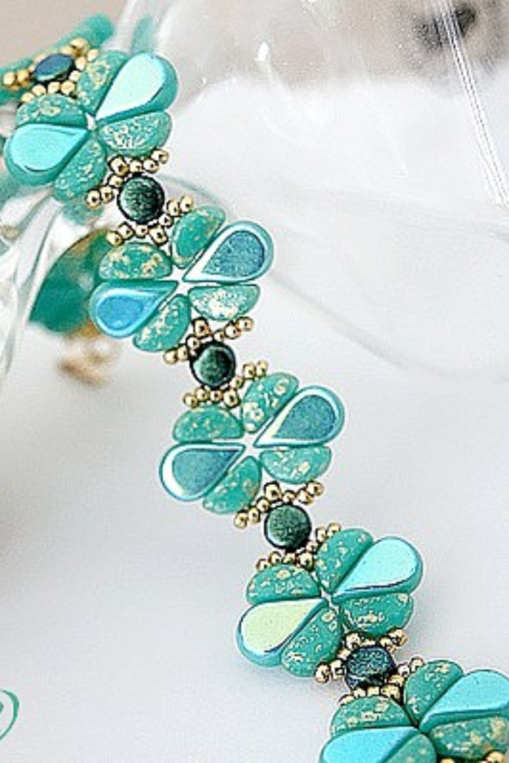 Schema Yona bracelet with Kos, Amos and Kalos beads by Puca Schema Yona bracelet with Kos, Amos and Kalos beads by Puca