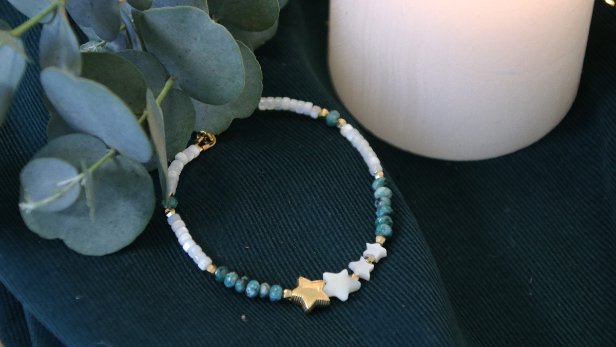 DIY Gold and green turquoise star pearl bracelet