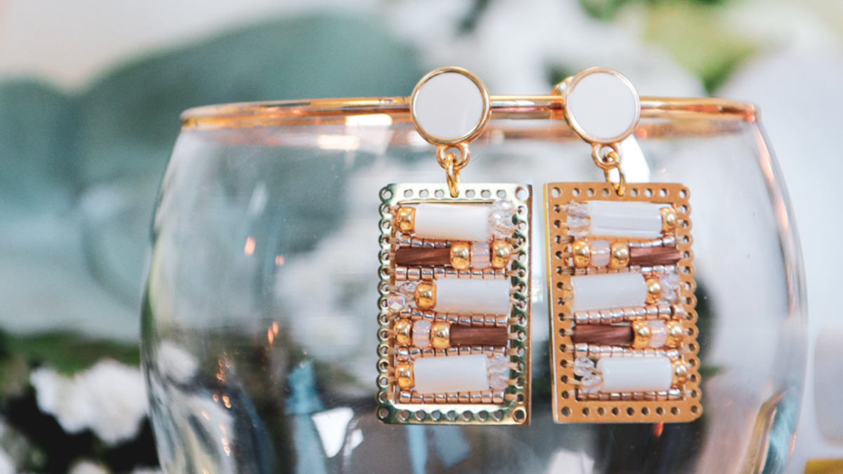 Schema Pearl weaving earrings Schema Pearl weaving earrings