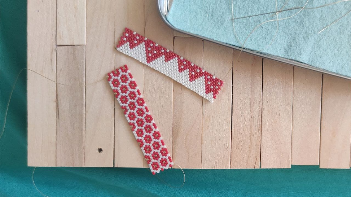 DIY Christmas gift packs with Miyuki bead weaving : Step 1