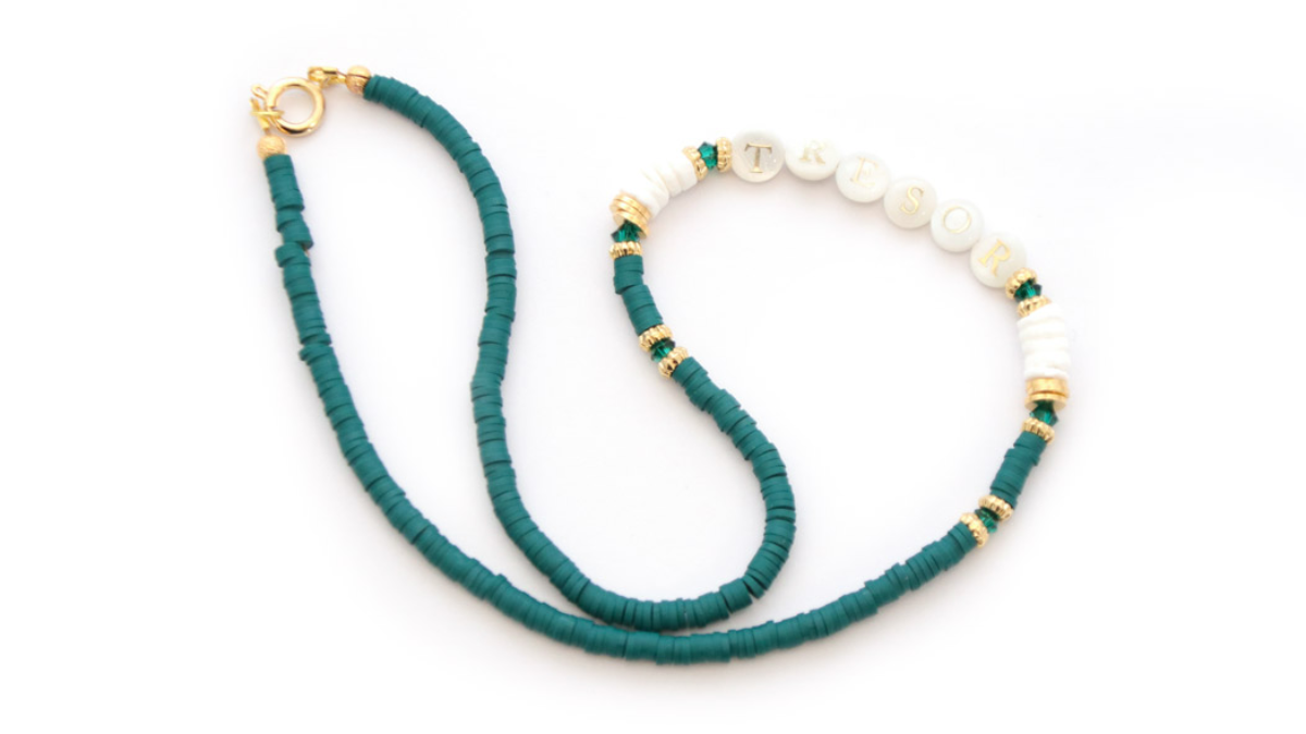 DIY duo of mother of pearl and PureCrystal necklaces : Step 3