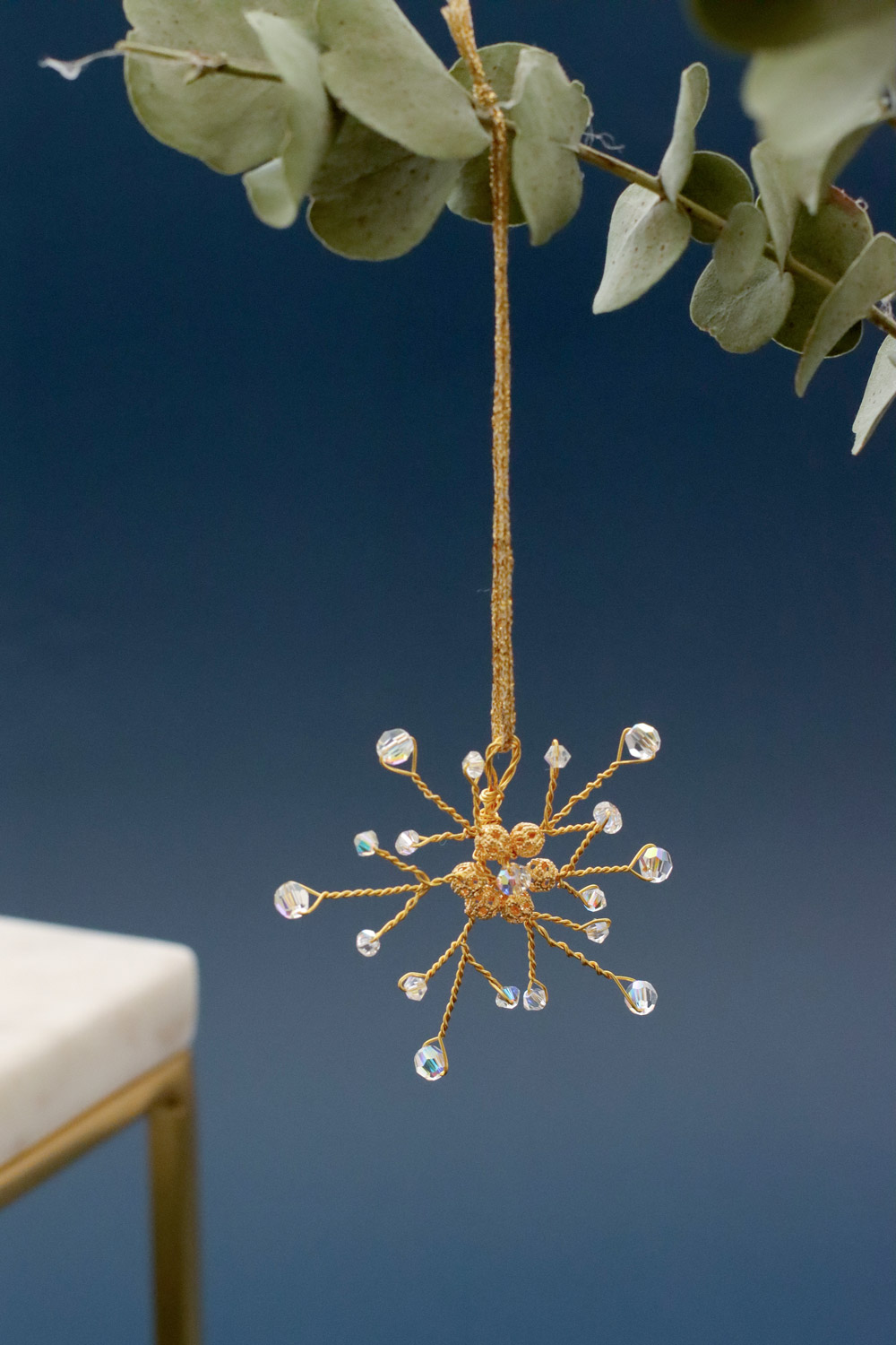 Schema DIY Snowflake with crystal beads and wire Schema DIY Snowflake with crystal beads and wire