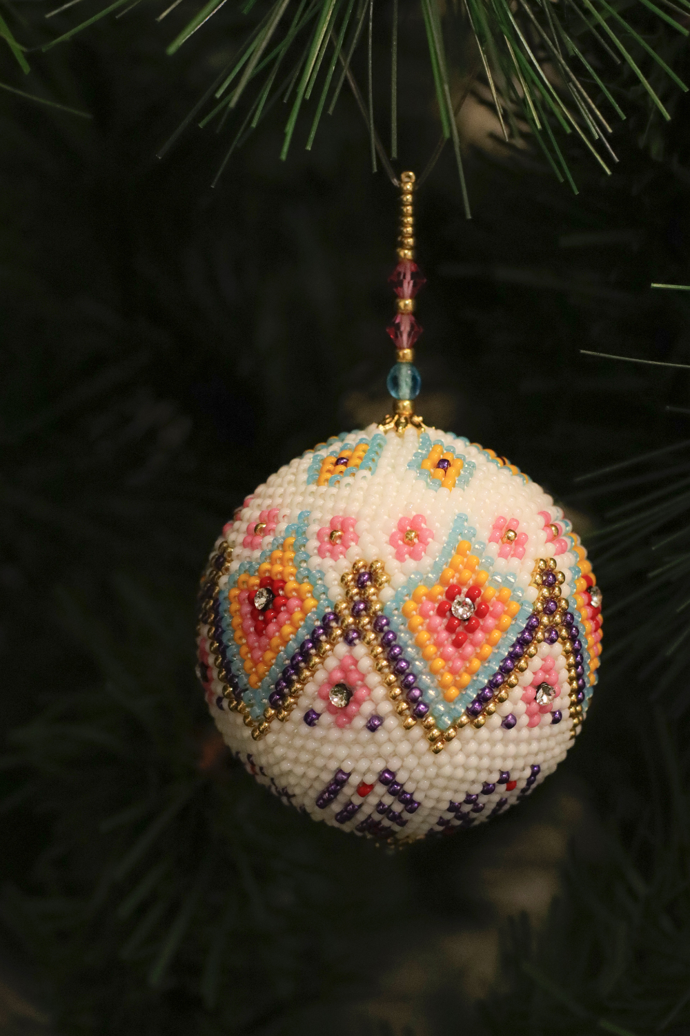 Schema Miyuki beads and PureCrystal mesh Christmas bauble Schema Miyuki beads and PureCrystal mesh Christmas bauble
