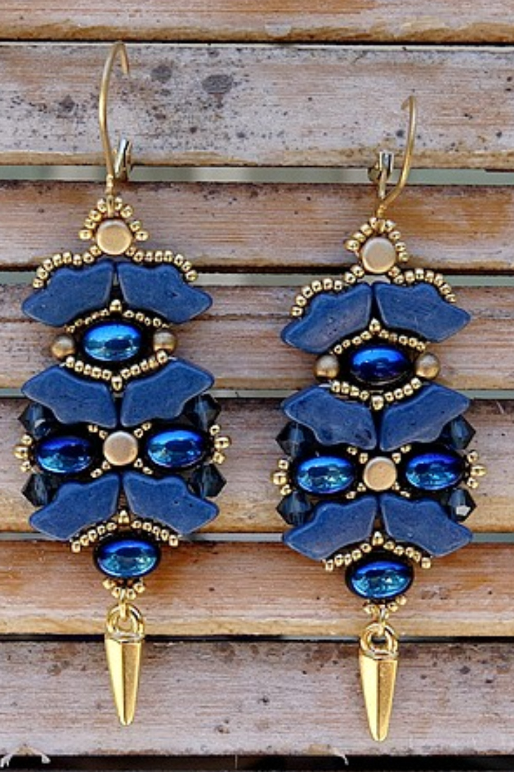 Schema  DIY Earrings with Delos, Samos and Kalos beads by Puca