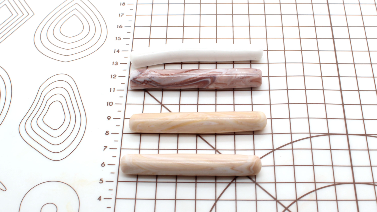 Polymer clay curved beads bracelet : Step 3 Polymer clay curved beads bracelet : Step 3