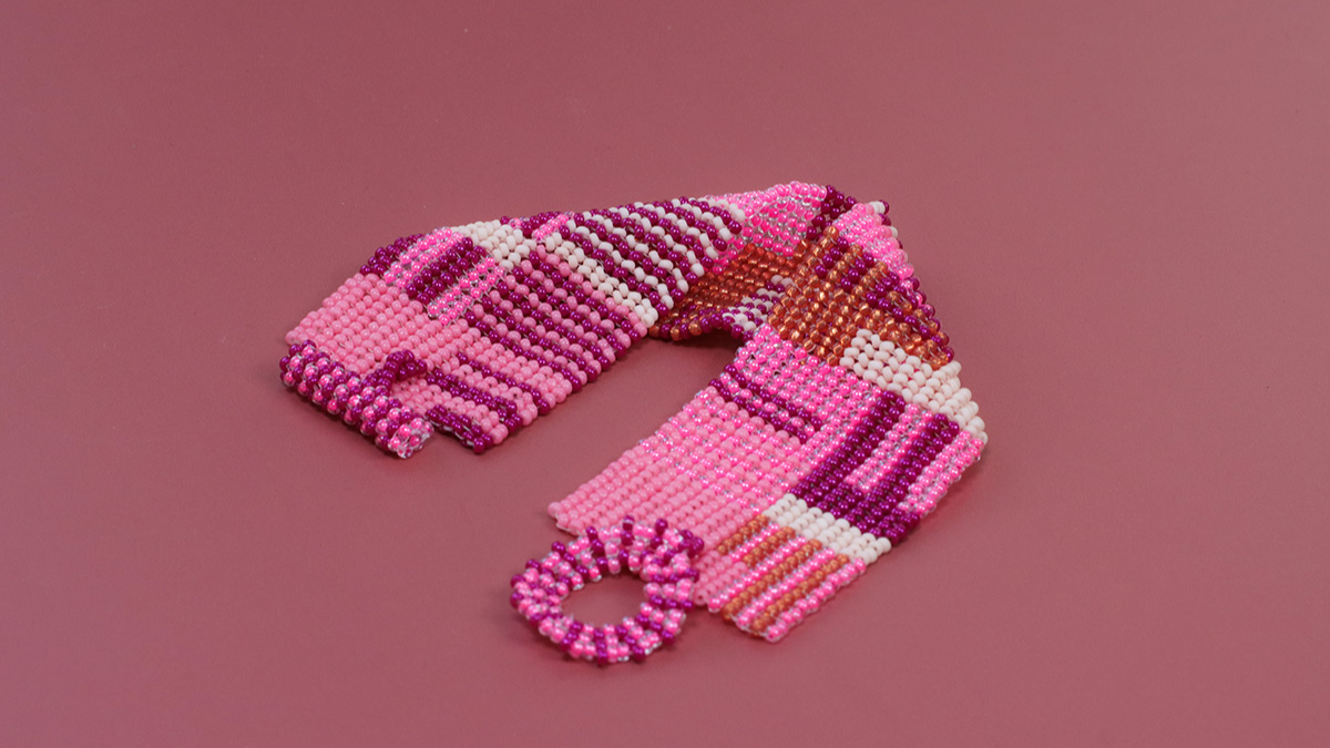 DIY Cuff with abstract herringbone weave and peyote in Miyuki beads 11/0
