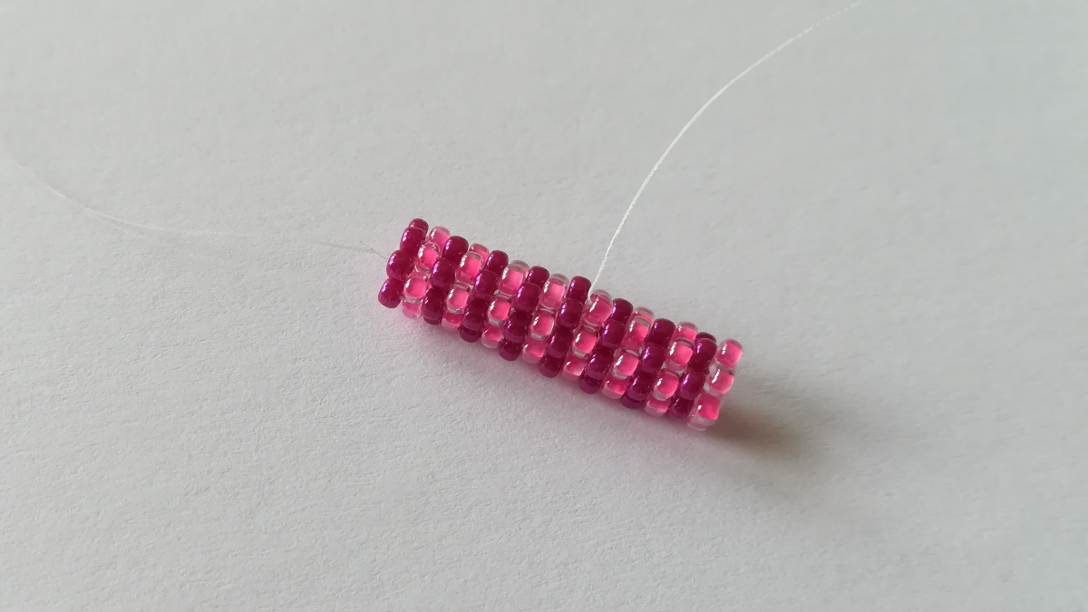DIY Cuff with abstract herringbone weave and peyote in Miyuki beads 11/0 : Step 10