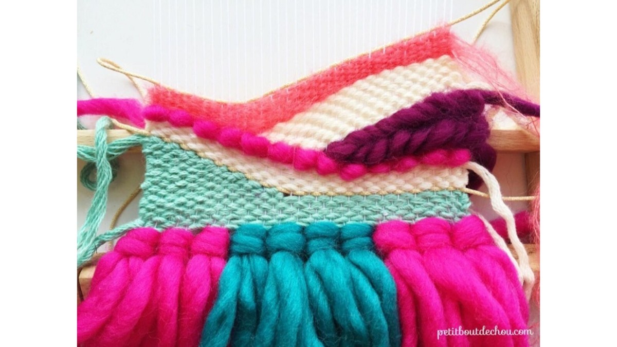 DIY Decorative wall weaving : Step 8 DIY Decorative wall weaving : Step 8