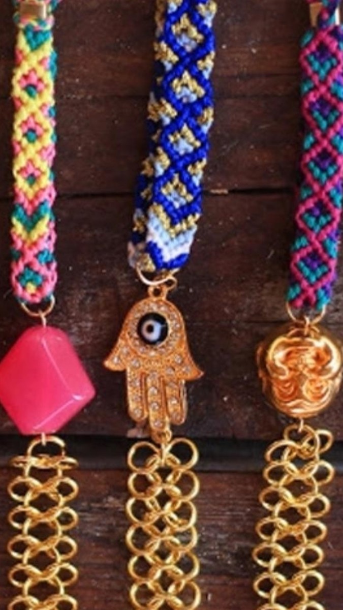 Schema Brasilian bracelet with charms and multi row chain Schema Brasilian bracelet with charms and multi row chain