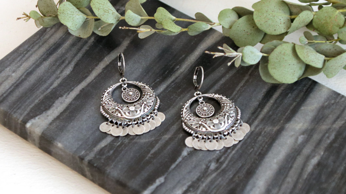 Schema Bohemian earrings in silver and sequins Schema Bohemian earrings in silver and sequins