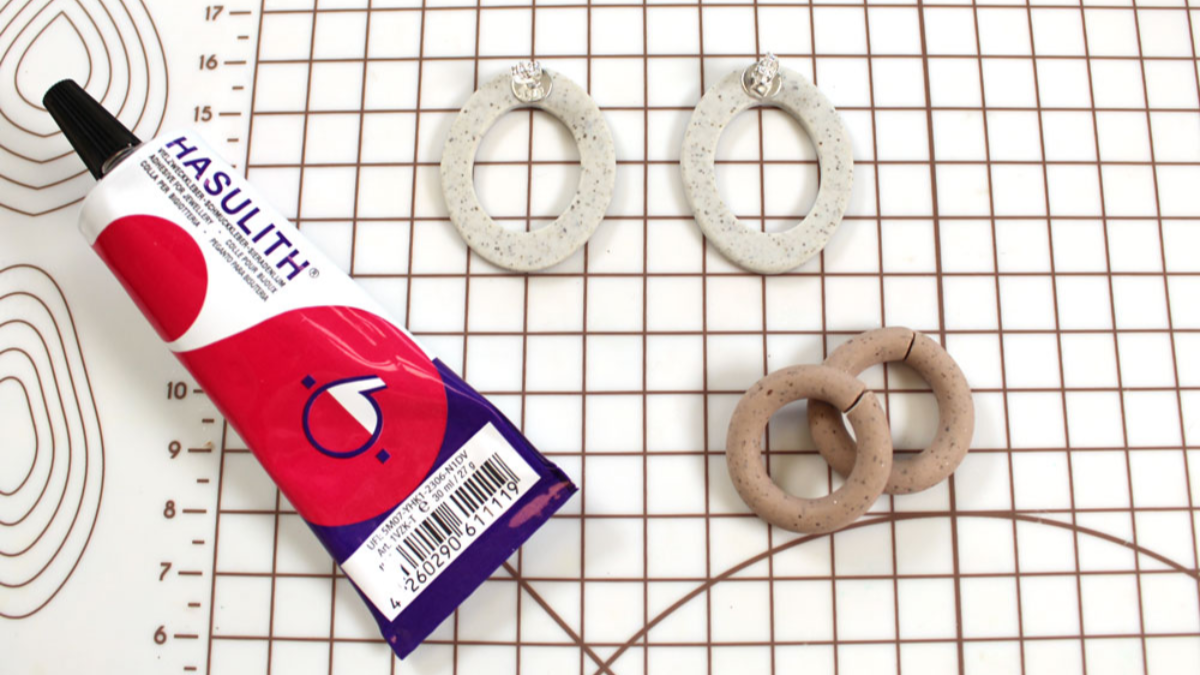 Polymer clay interchangeable link earrings : Step 9 Polymer clay interchangeable link earrings : Step 9