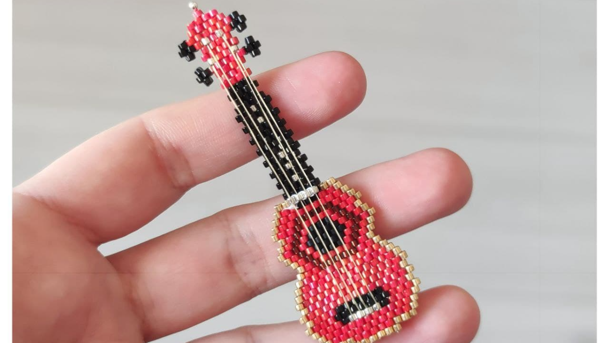 Schema  Weaving musical instrument Ukulele beads Miyuki Delicas