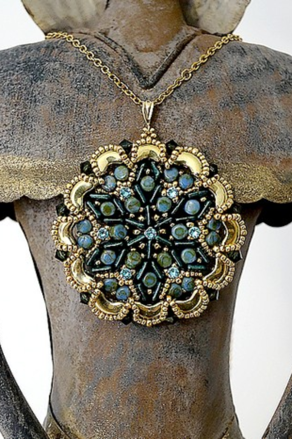 Schema  Tuto Pendant "Eulalie" by Puca with Kalos, Arcos and Piros beads