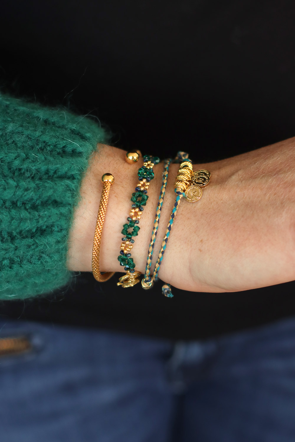 Schema  Emerald flowers bracelet with PureCrystal spinning beads