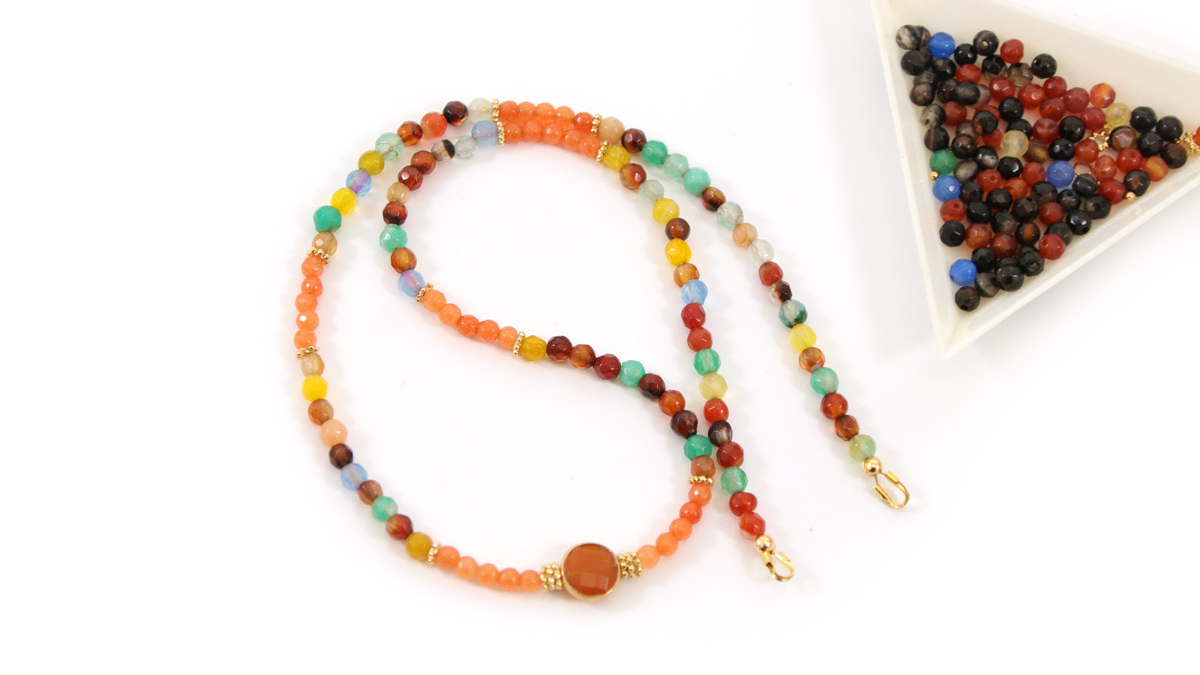 Stacking of bohemian chic necklaces with gemstones and charms : Step 7 Stacking of bohemian chic necklaces with gemstones and charms : Step 7