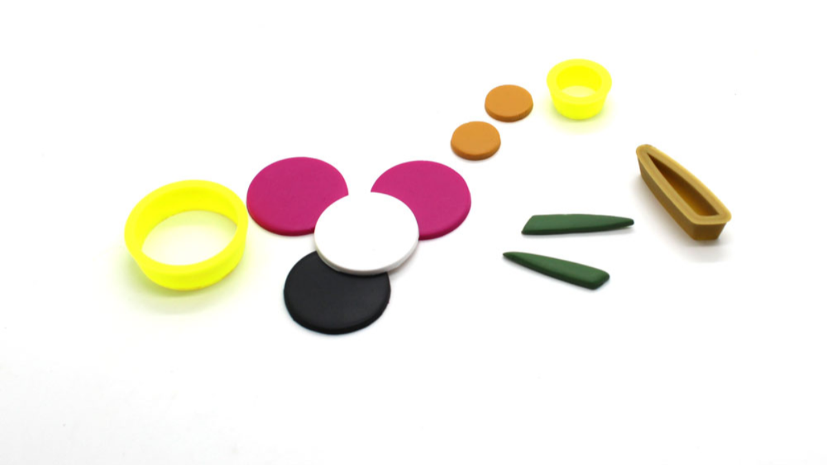 Geometric polymer earrings : Step 2