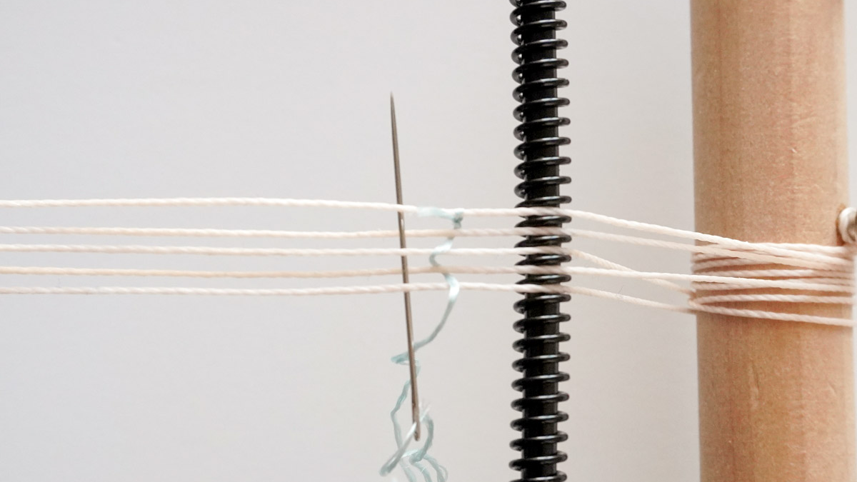 Woven silk thread bracelet with golden scarab insert : Step 3