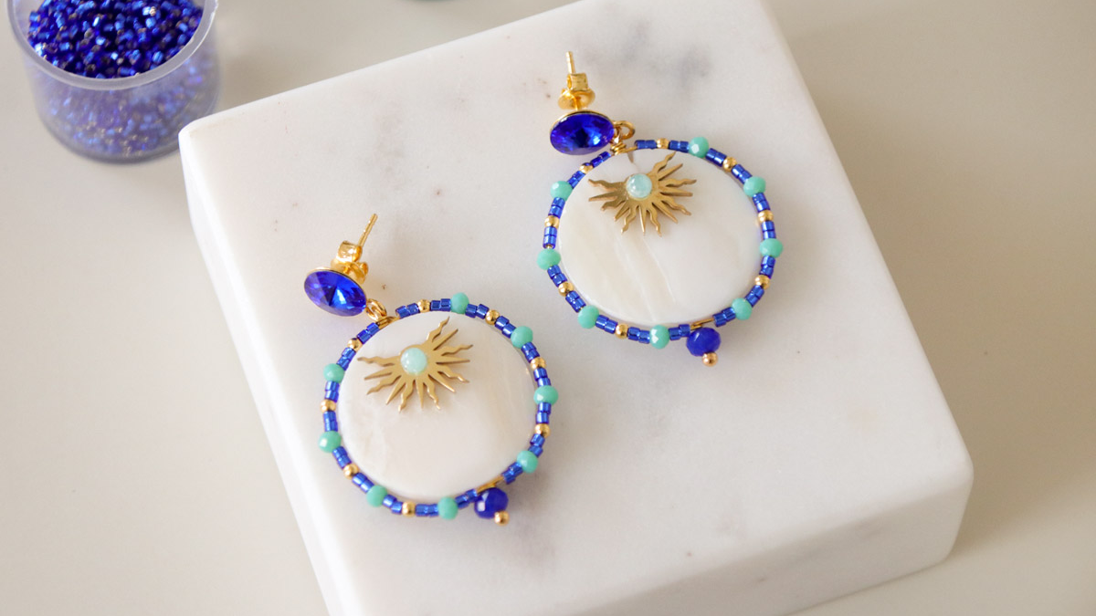 Mother of pearl and cobalt blue pearl Soleil earrings Mother of pearl and cobalt blue pearl Soleil earrings