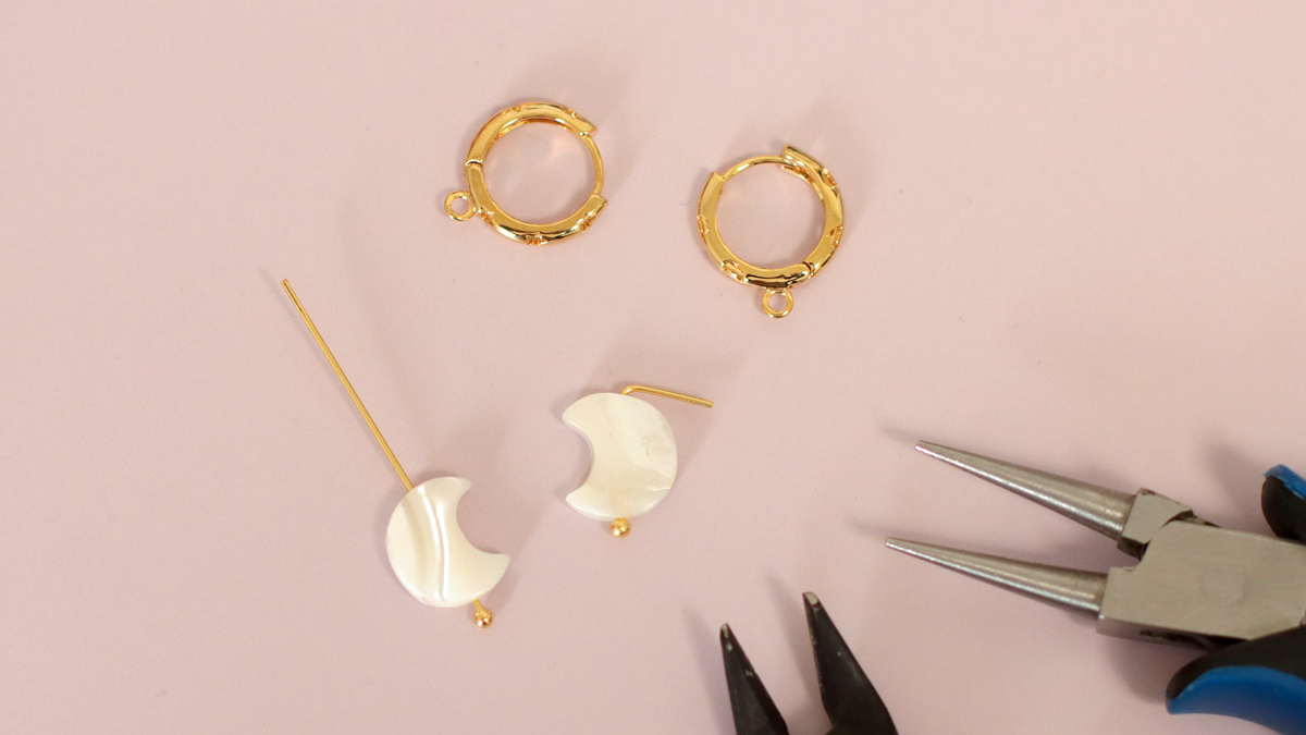 DIY Gold Tone Créoles with pearl charms : Step 1 DIY Gold Tone Créoles with pearl charms : Step 1