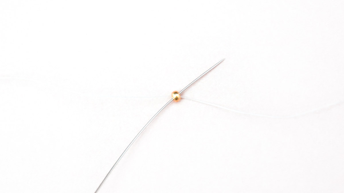 Tilas weaving bracelet with small flowers Miyuki : Step 1