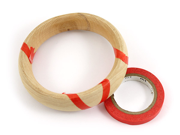 Wooden bracelet Scandinavian style geometric patterns : Step 1