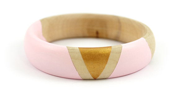 Wooden bracelet Scandinavian style geometric patterns : Step 3