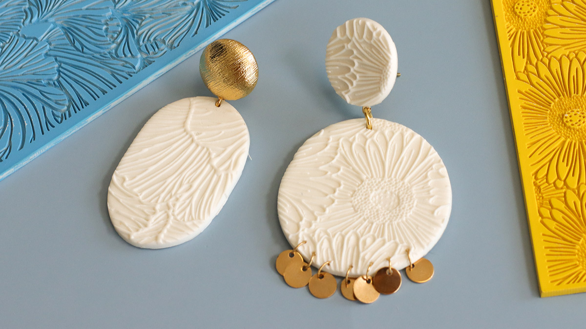 Schema Polymer clay earrings with Moïko texture plate Schema Polymer clay earrings with Moïko texture plate