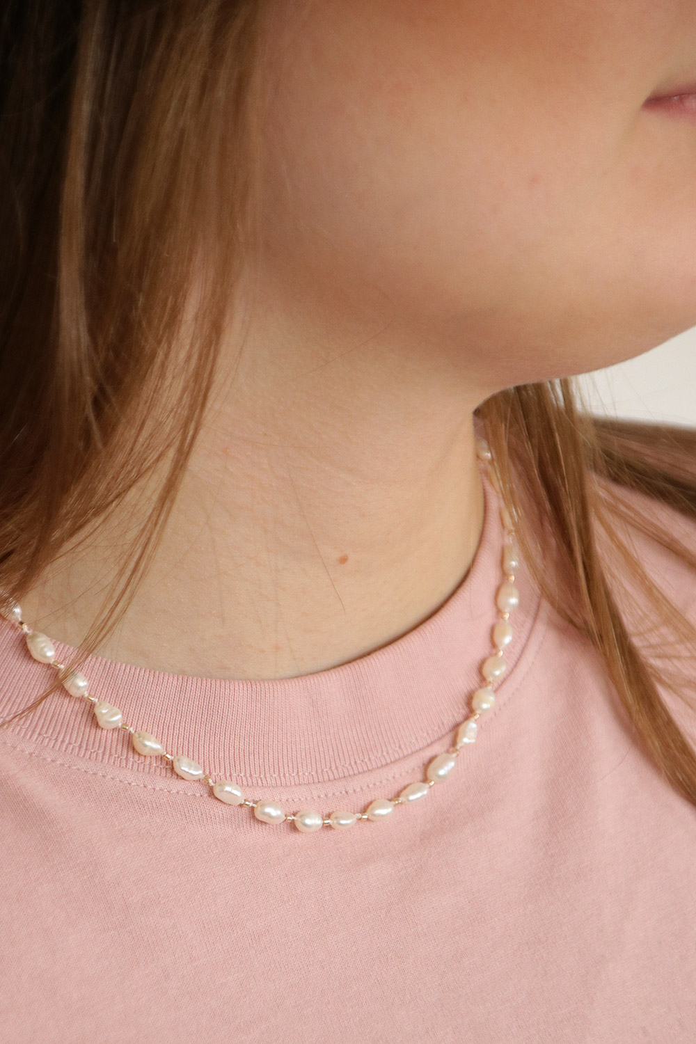 Freshwater pearl necklace with gold filled clasp