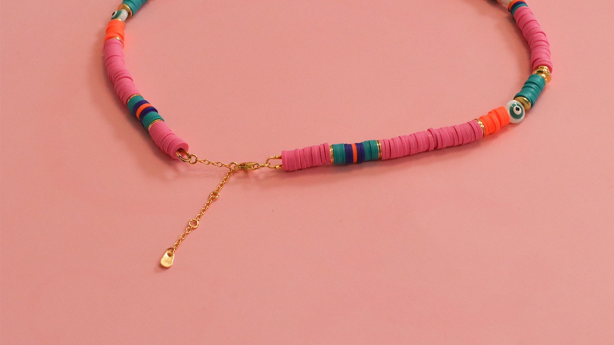 Heishi and eye beads surfer necklace for women : Step 3