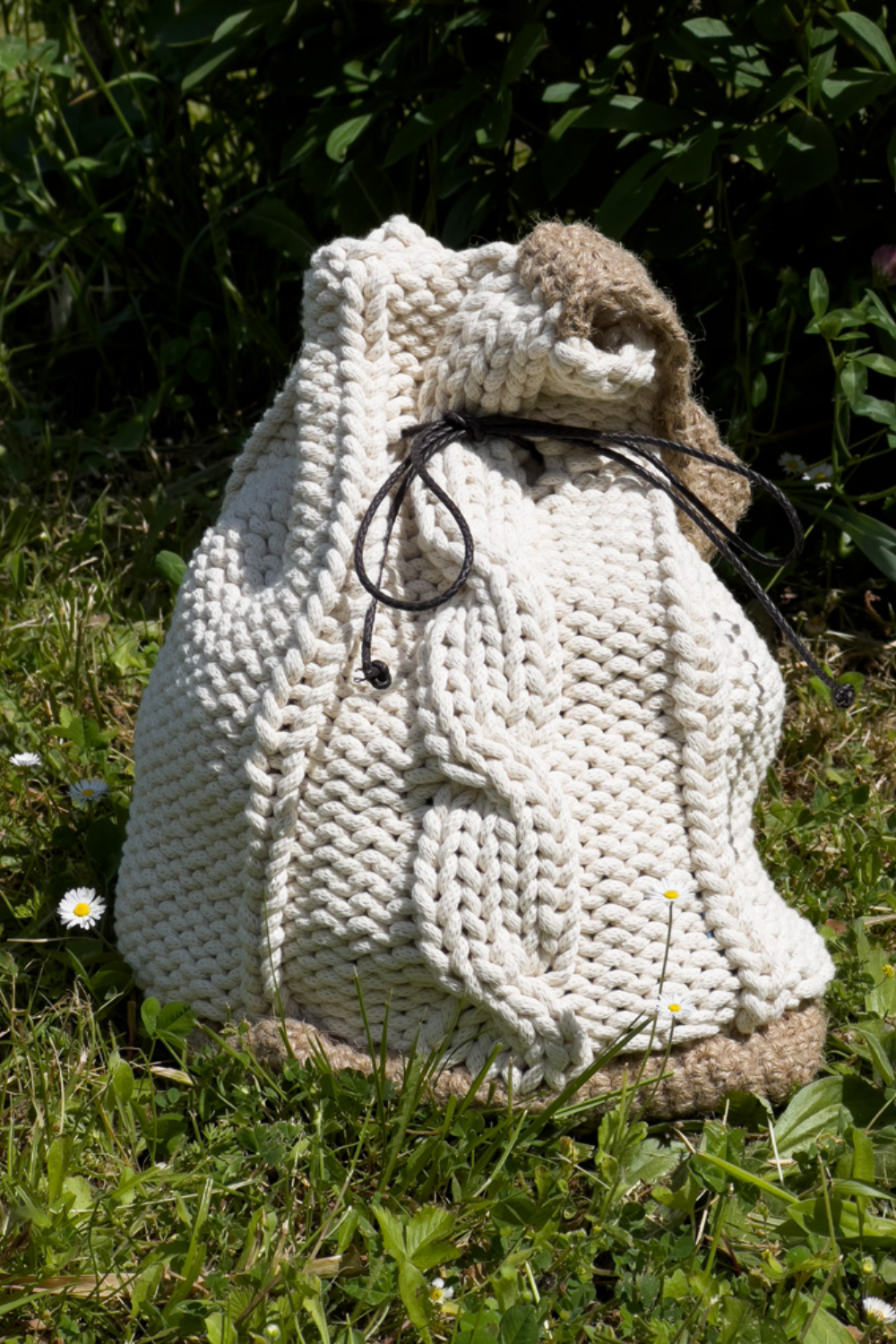 Schema  DIY knitting and crochet bag with natural materials