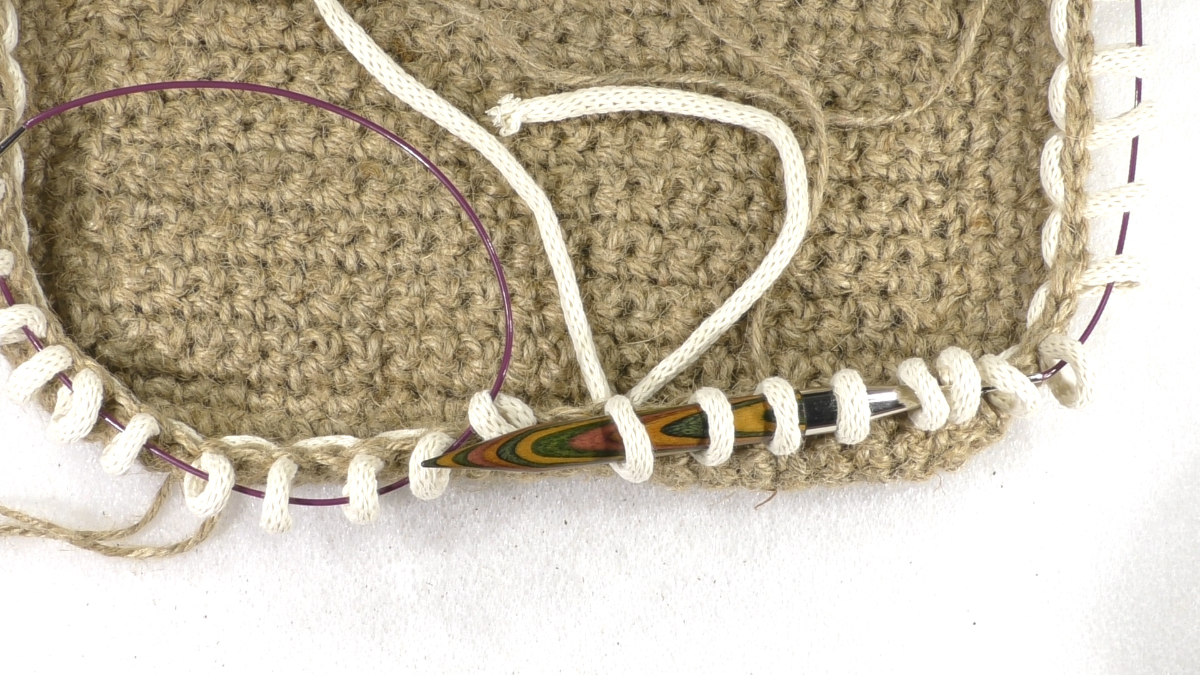 DIY knitting and crochet bag with natural materials : Step 4